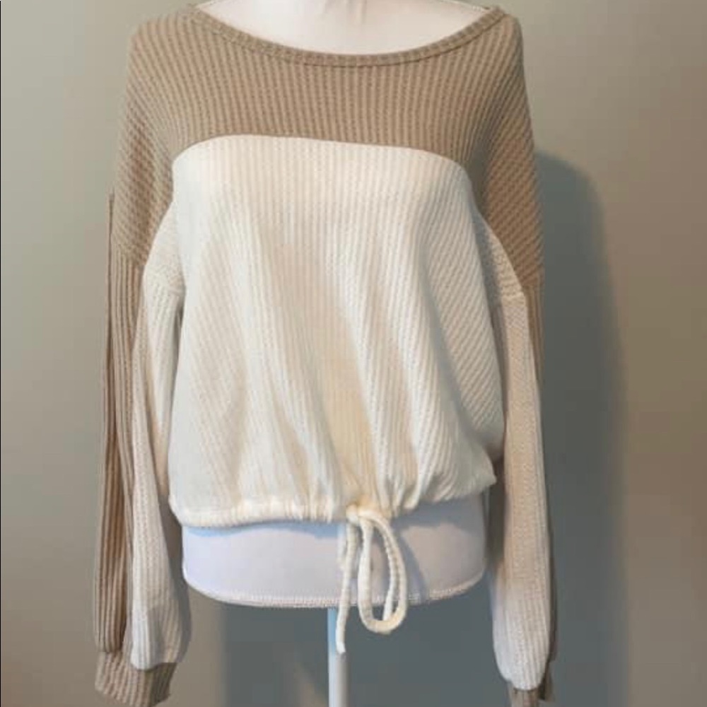 Sz S Hollister cute back top EUC worn once=